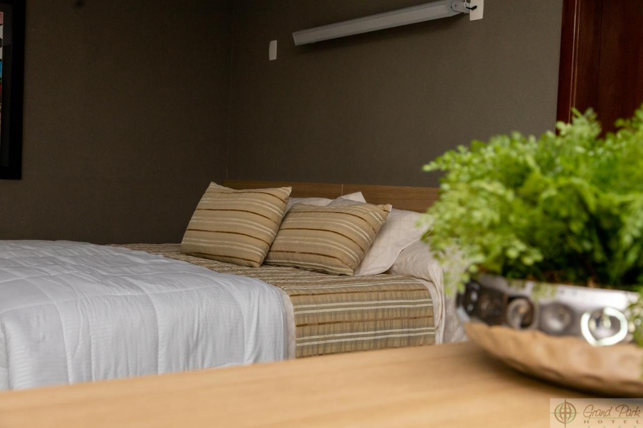 Hotel Grand Park Campo Grande  Bagian luar foto