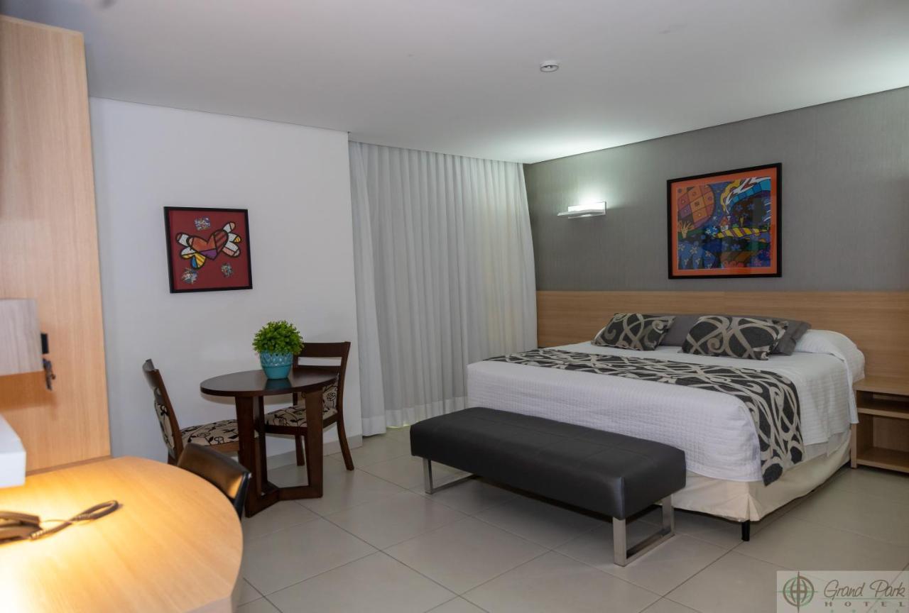 Hotel Grand Park Campo Grande  Bagian luar foto